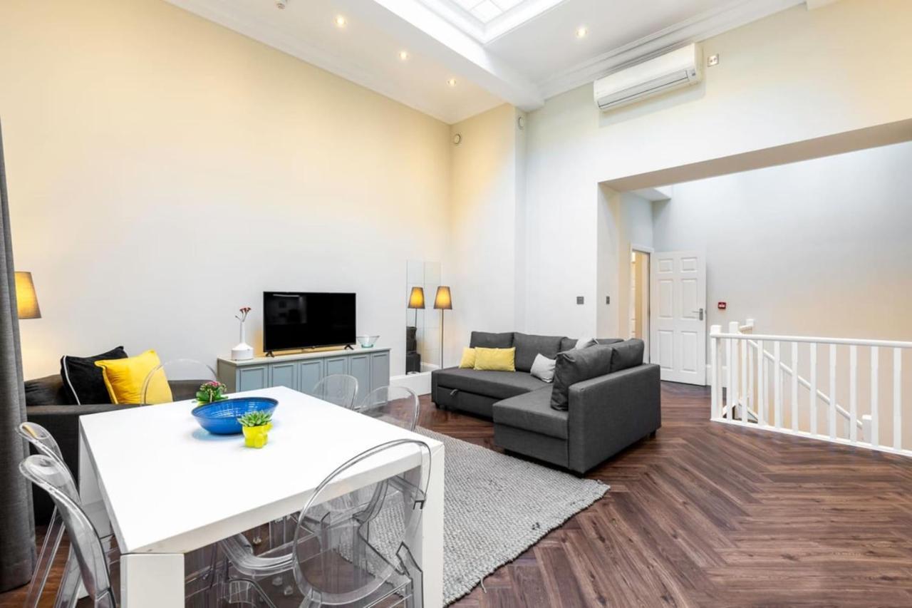 2-Br Apartment For 6 In Covent Garden With Ac London Exterior foto