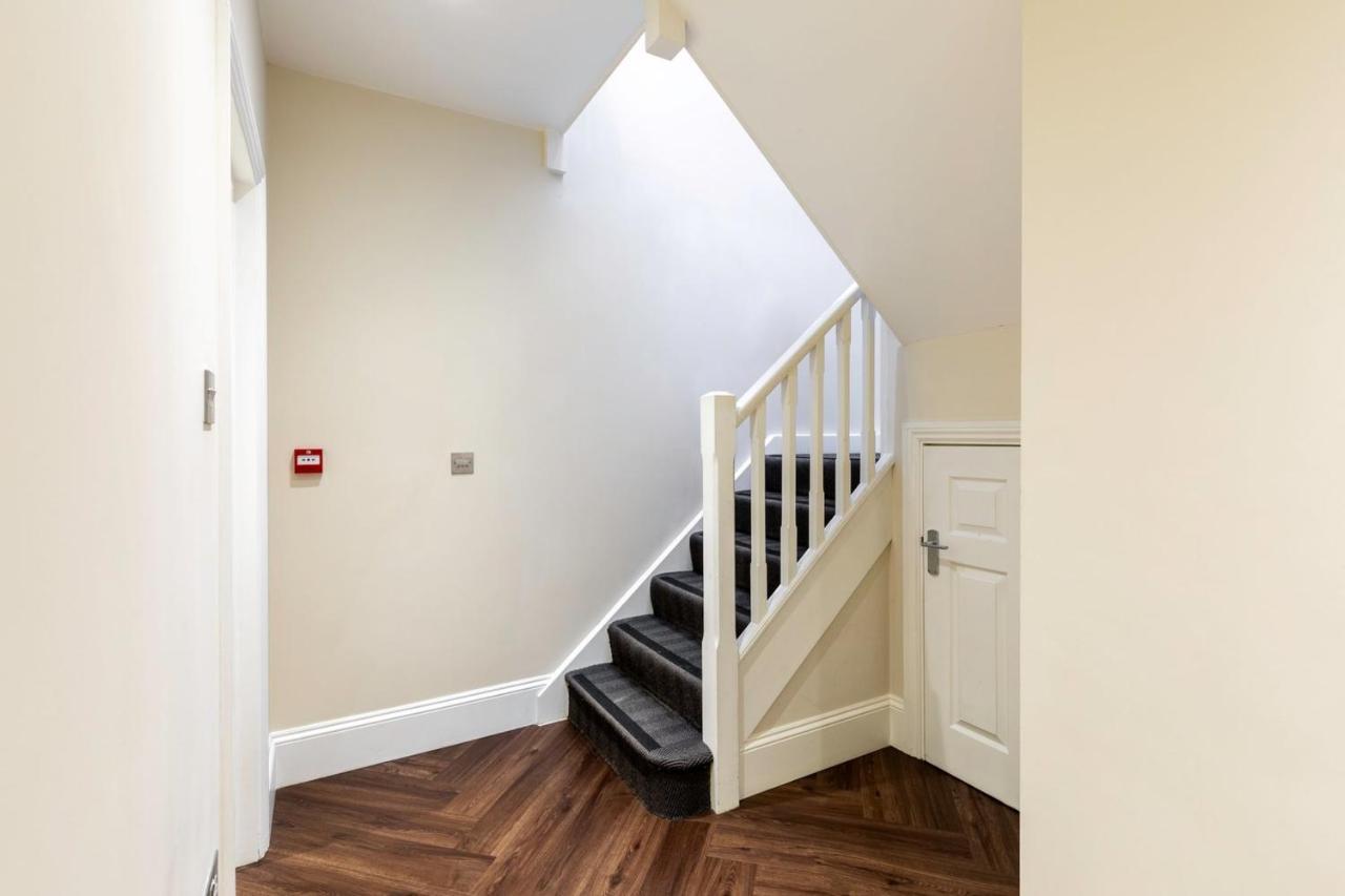 2-Br Apartment For 6 In Covent Garden With Ac London Exterior foto