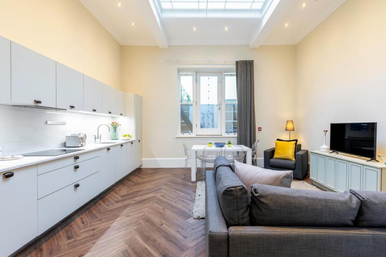 2-Br Apartment For 6 In Covent Garden With Ac London Exterior foto