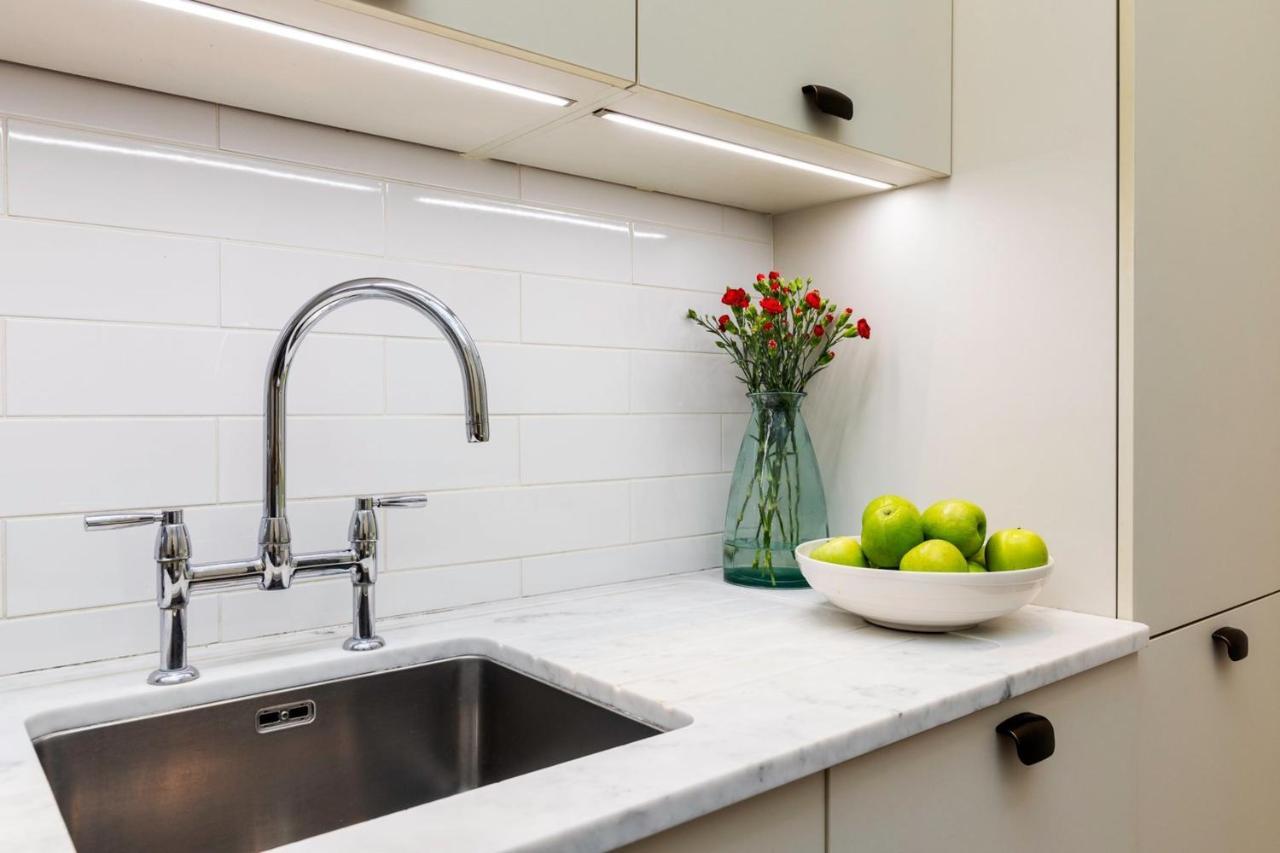 2-Br Apartment For 6 In Covent Garden With Ac London Exterior foto