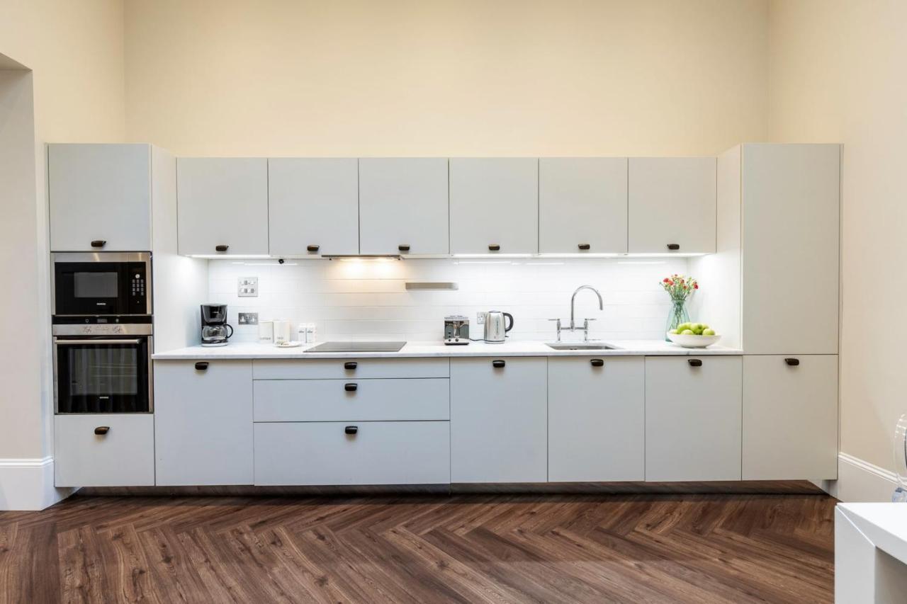 2-Br Apartment For 6 In Covent Garden With Ac London Exterior foto