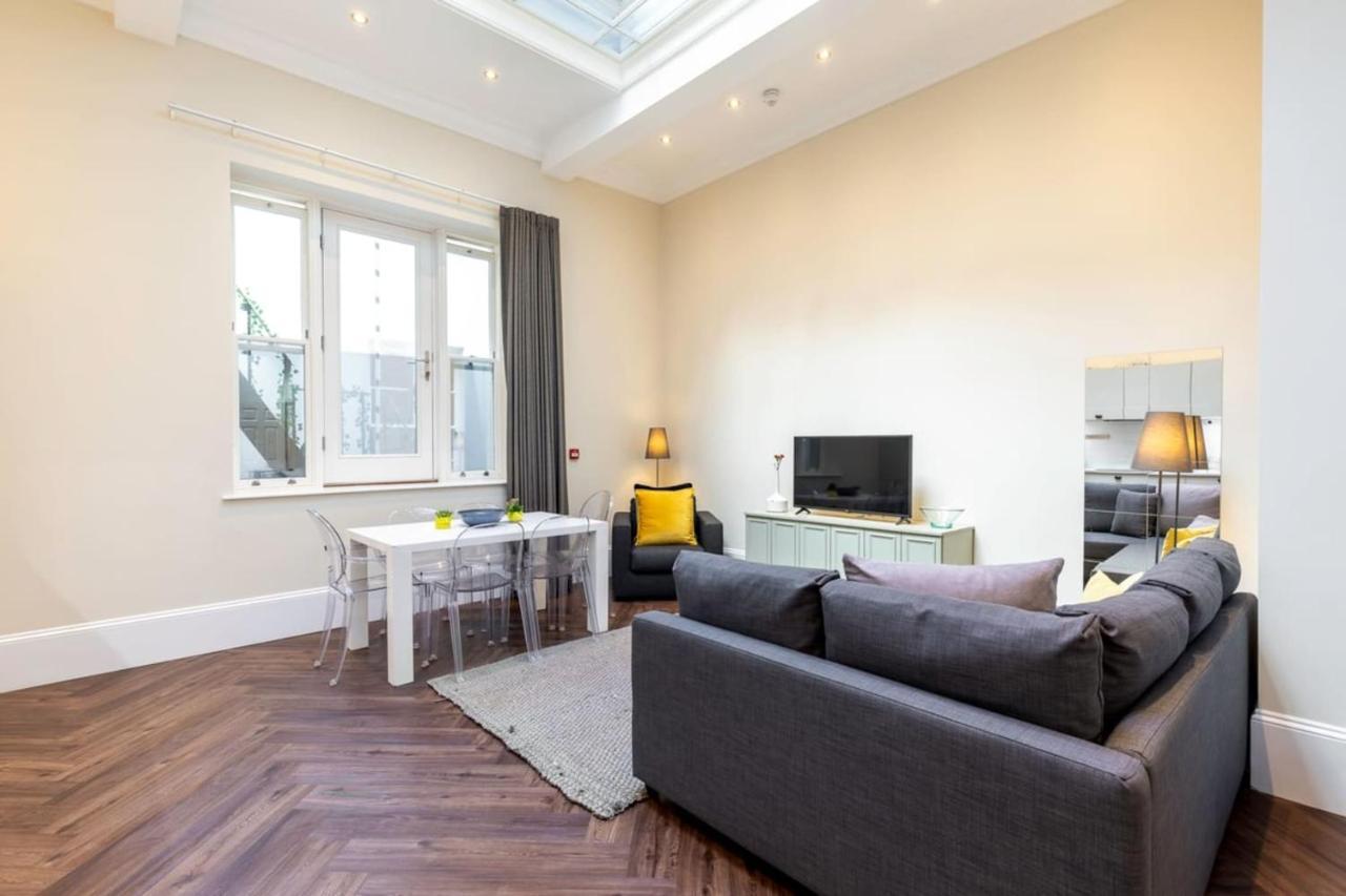 2-Br Apartment For 6 In Covent Garden With Ac London Exterior foto